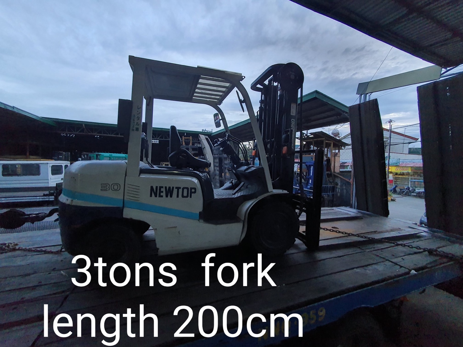 Newtop Corporation forklift unit 5