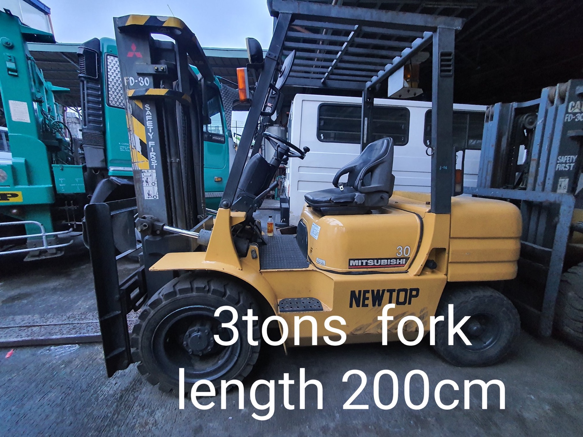 Newtop Corporation forklift unit 8