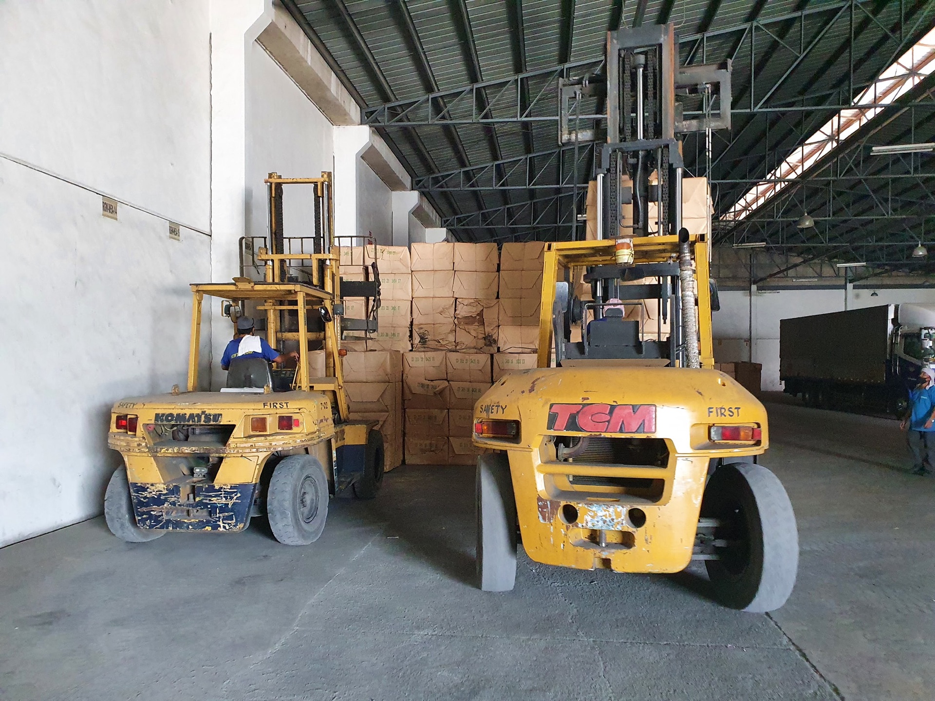 Newtop Corporation crew on the job — site 1