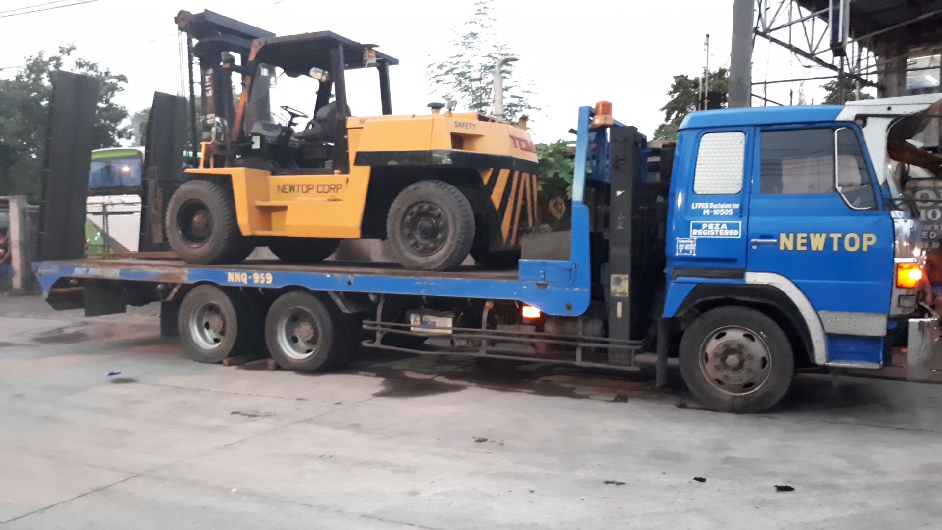 Newtop Corporation truck unit 2