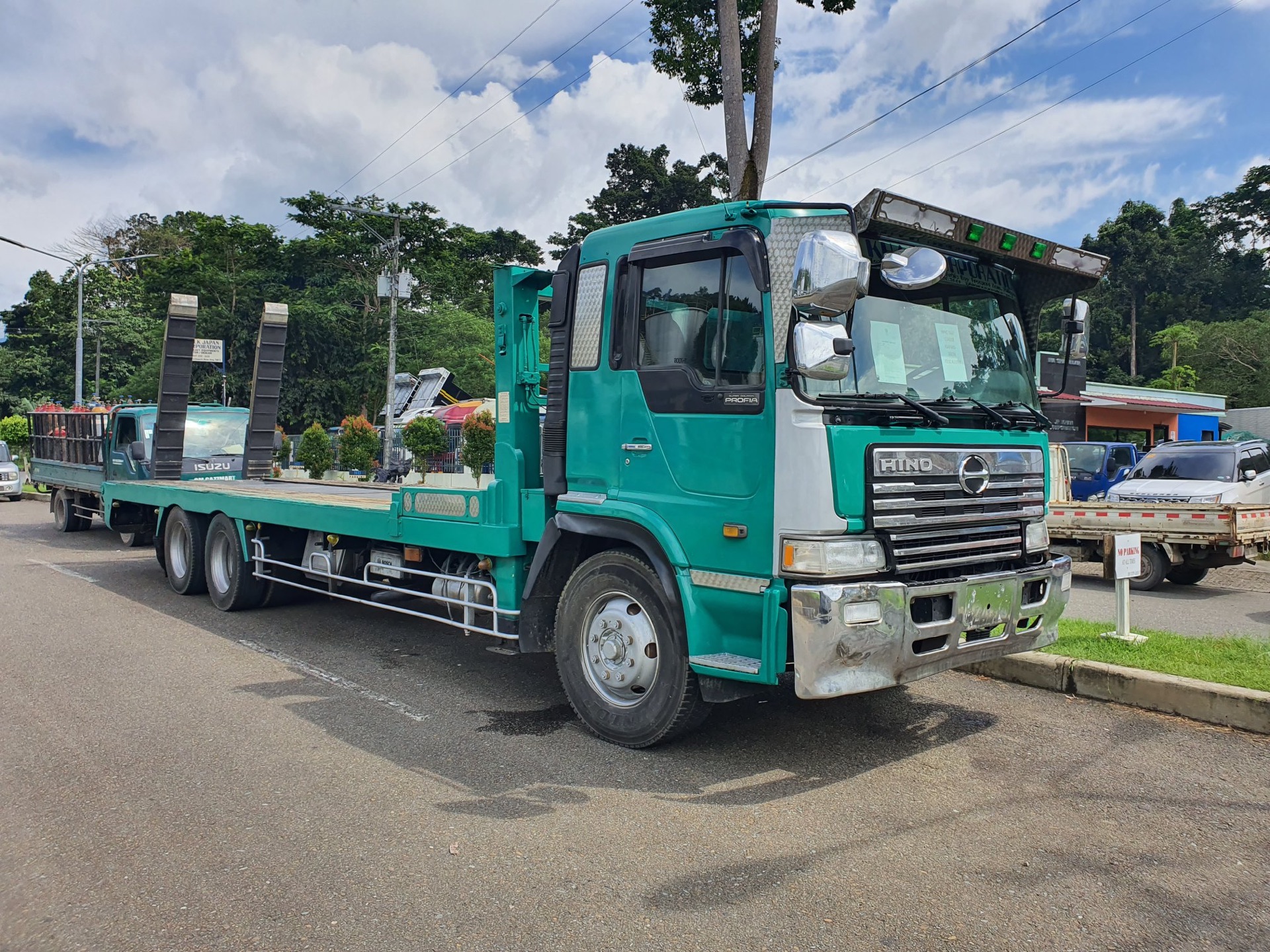 Newtop Corporation truck unit 3